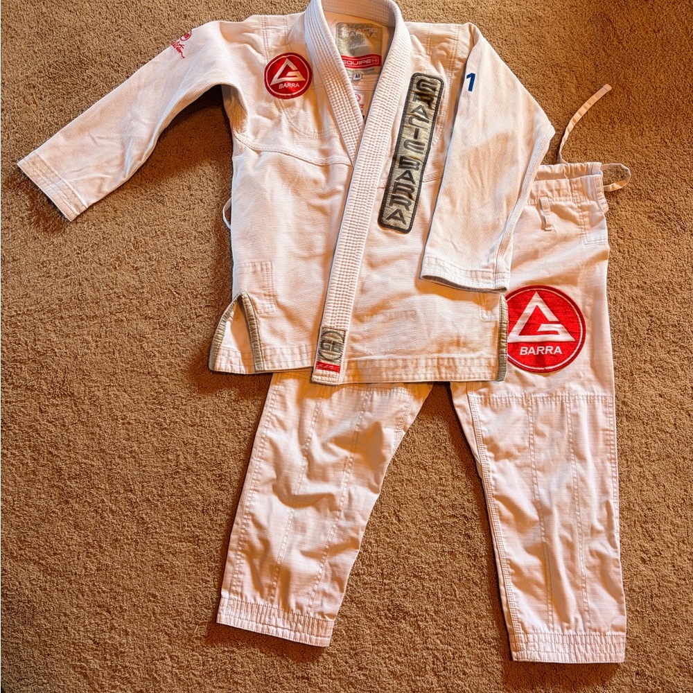 Gracie Barra A0 White Jiu-Jitsu Gi
